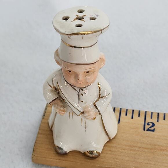 Vintage Salt Pepper Shakers 2.5" Occupied Japan Dutch Couple Baker Gold Detail - Picture 12 of 14